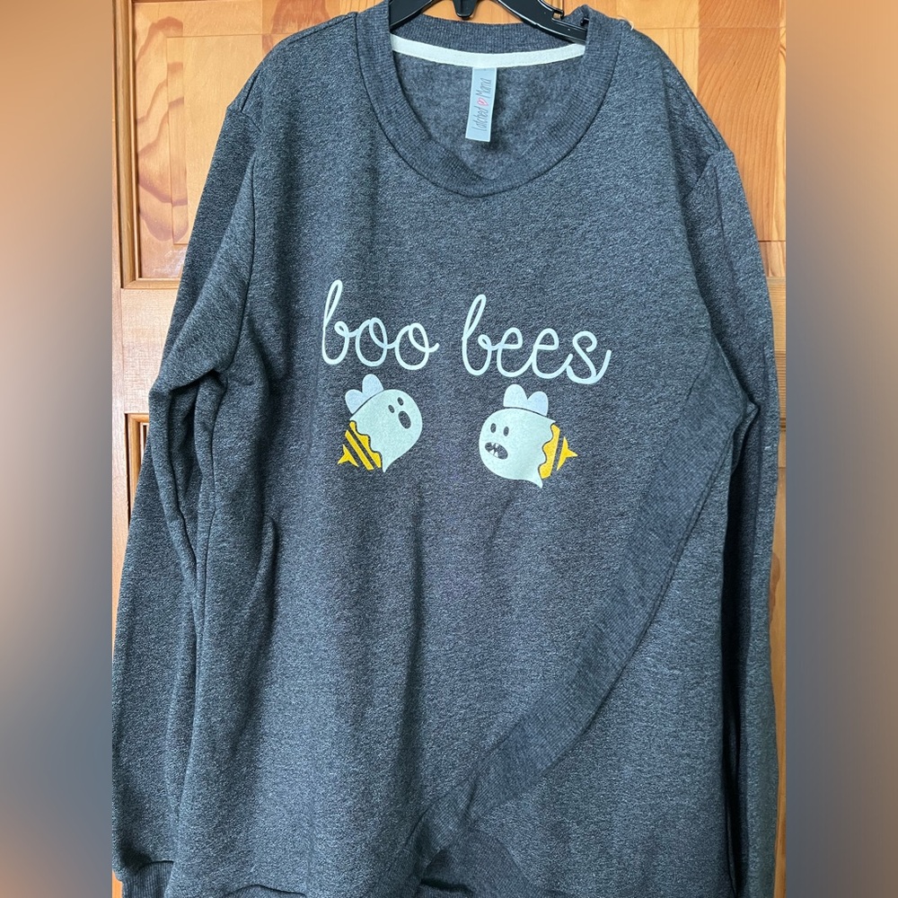Latched Mama Glow-in-the-Dark Boo Bees Petal Nursing Crewneck Sweater